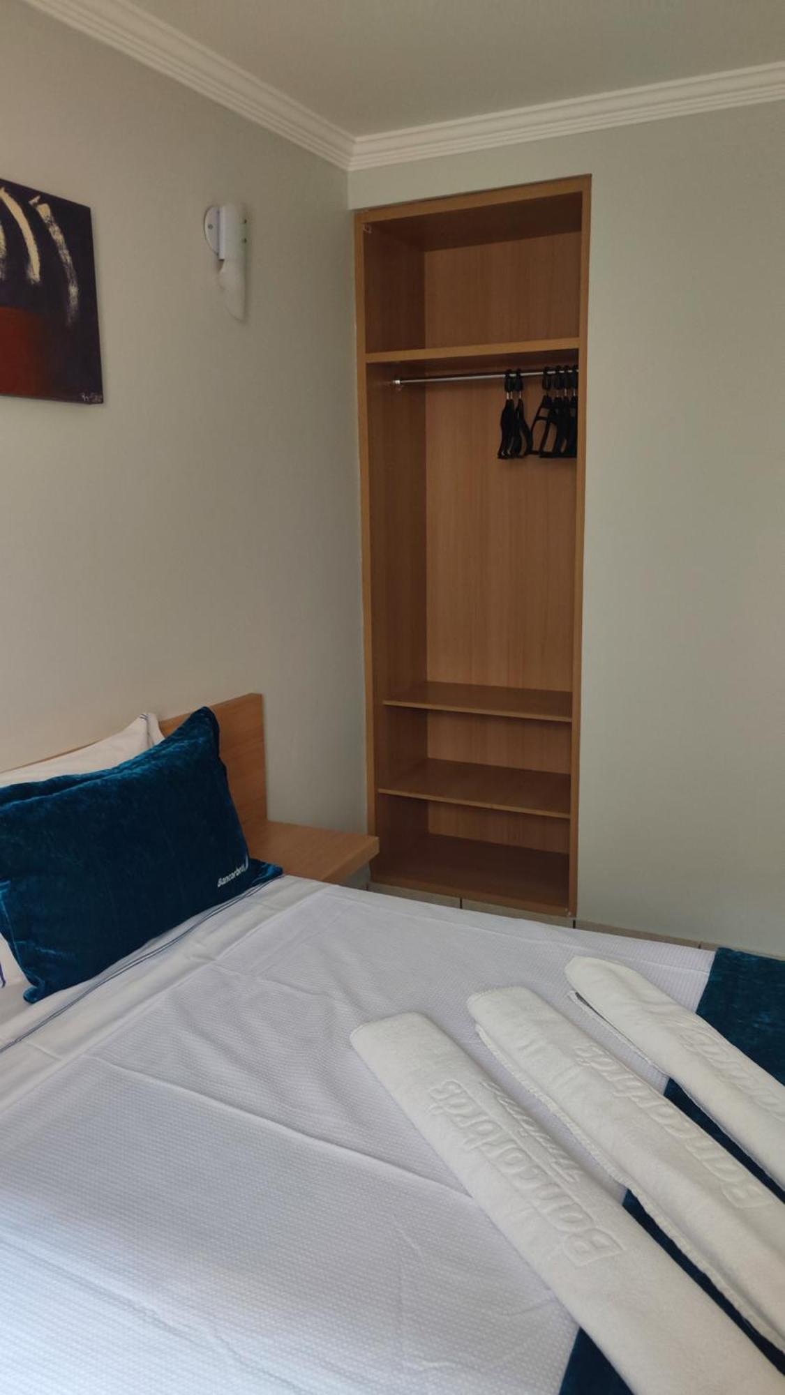 Diroma Fiori - Hoteis Com Roupa De Cama --- Destinos Combinados Turismo Caldas Novas Ngoại thất bức ảnh