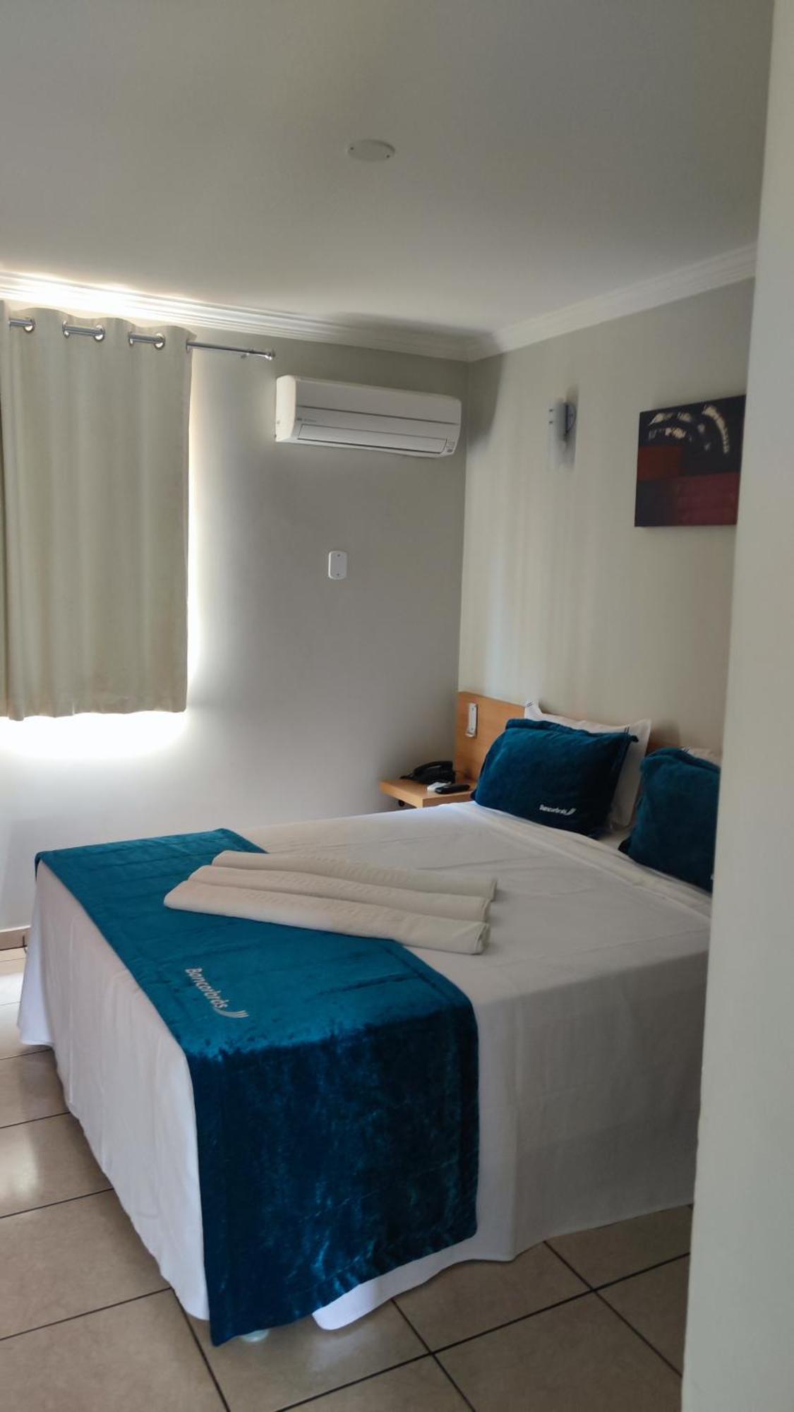 Diroma Fiori - Hoteis Com Roupa De Cama --- Destinos Combinados Turismo Caldas Novas Ngoại thất bức ảnh